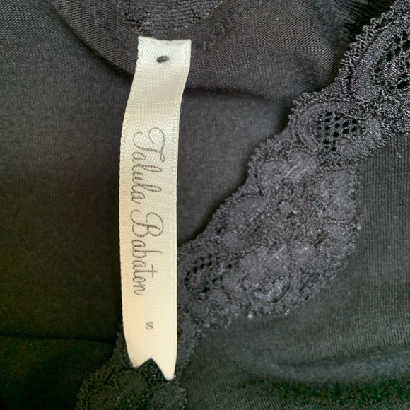 ARITZIA Talula black camisole with lace trim and adjustable straps - Picture 3 of 5